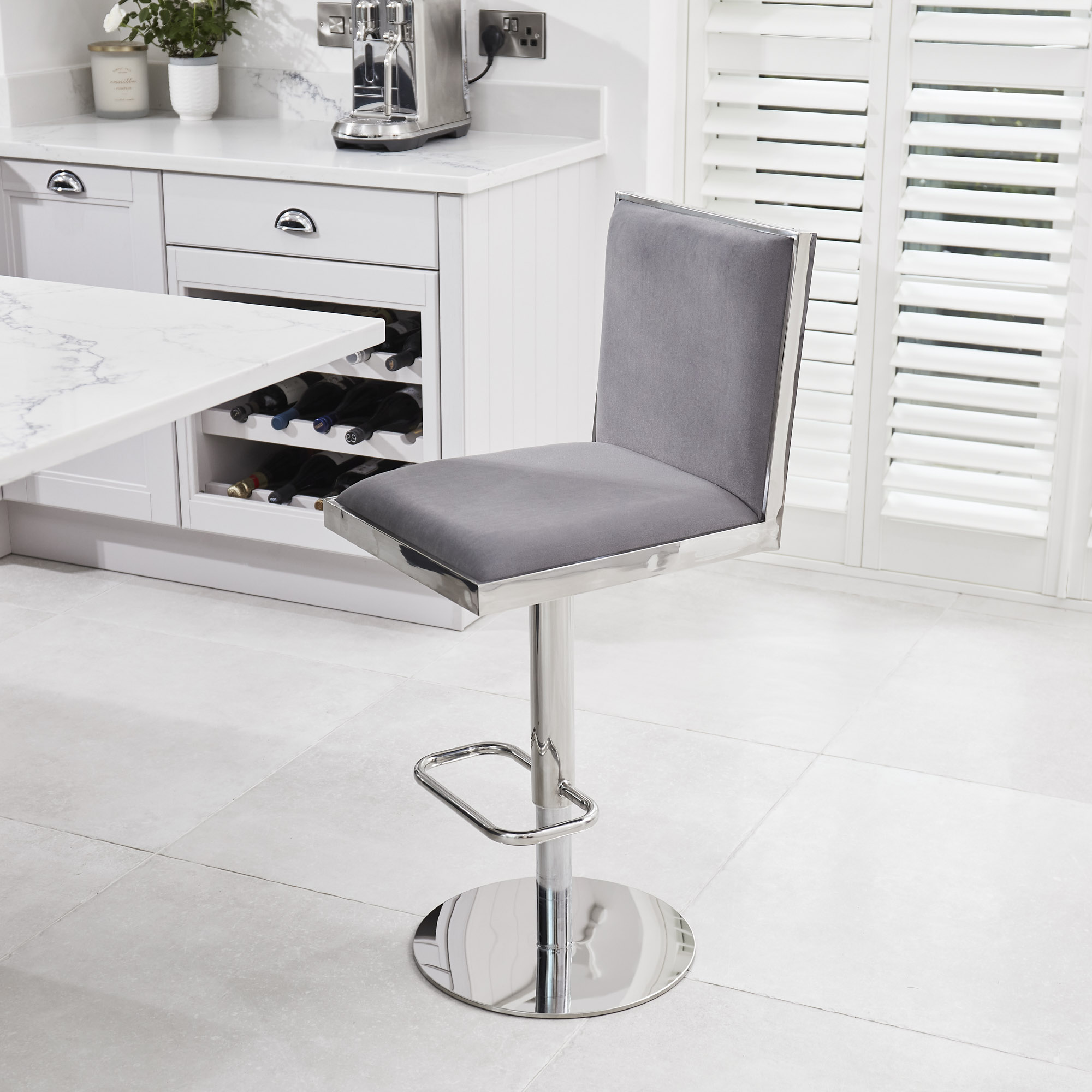 Mia Grey Velvet Barstool – Kitchen Stool – Gas Lift