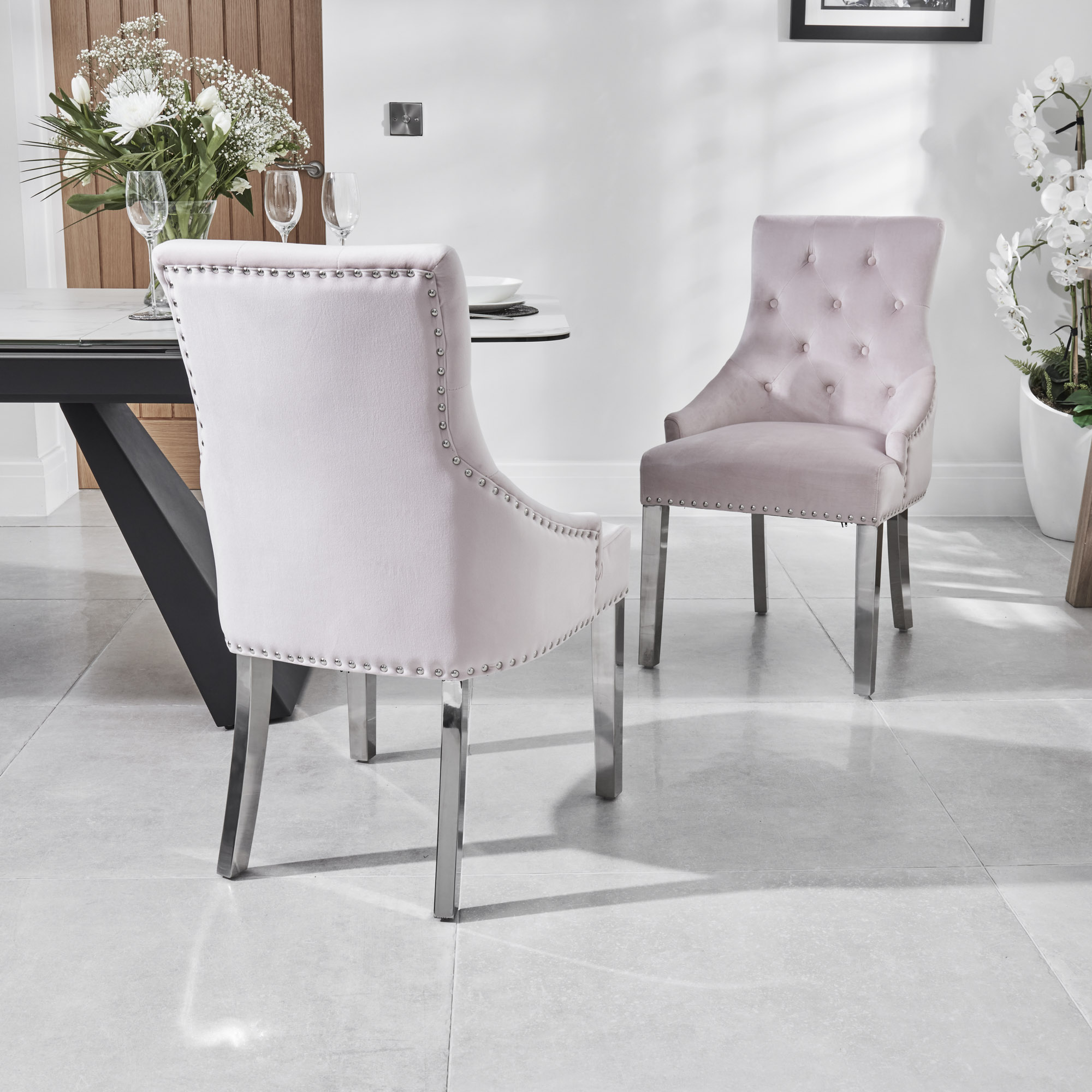 Set of 4 Chelsea Scoop Pink Velvet Dining Chair – Steel Legs
