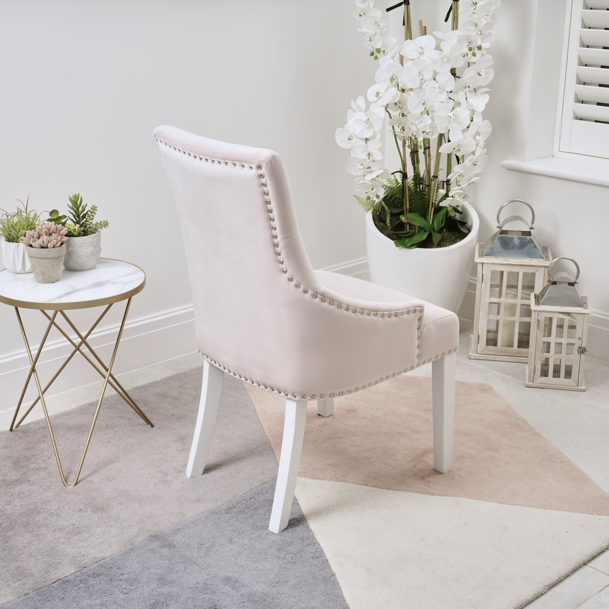 Set of 6 Chelsea Scoop Pink Velvet Dining Chair – White Legs