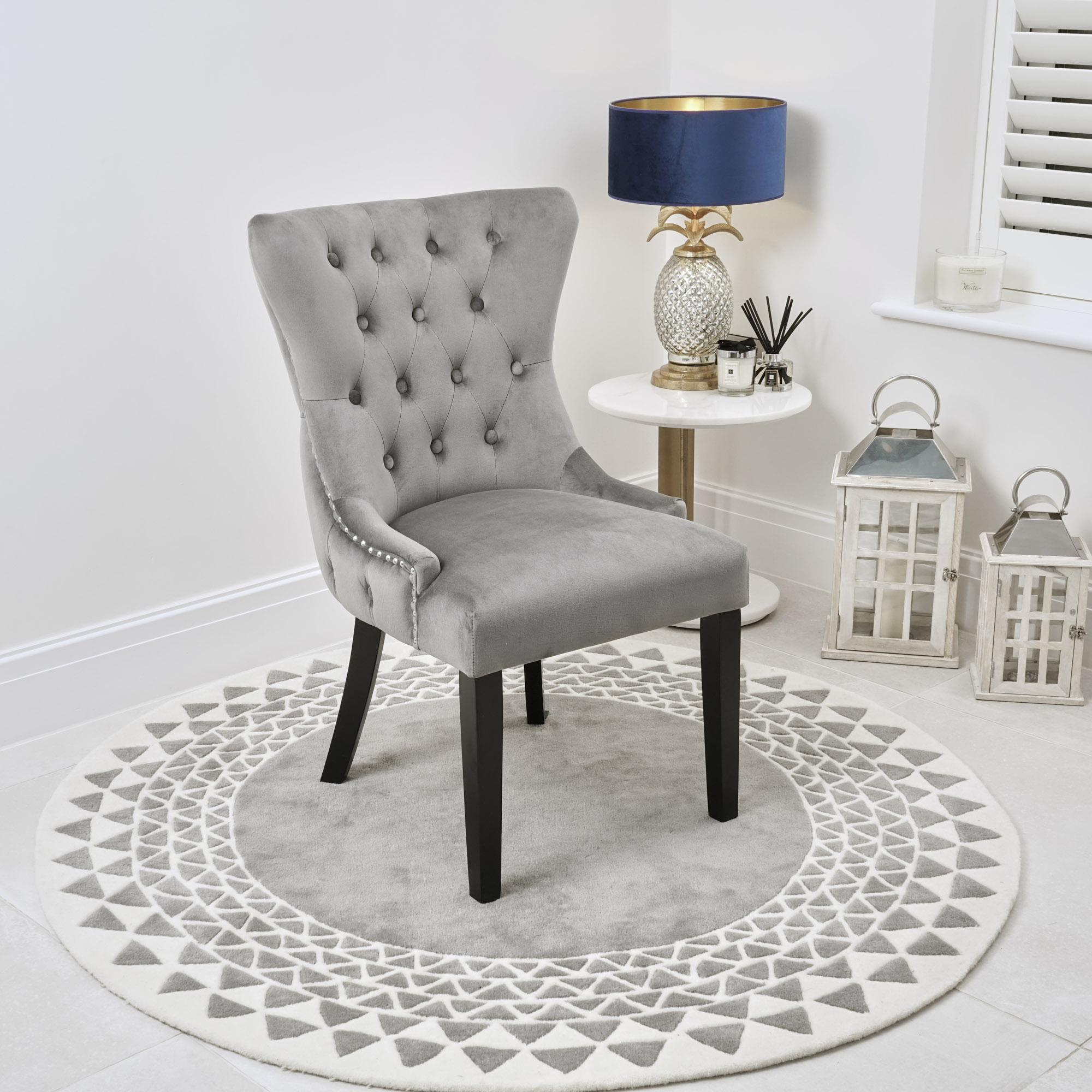 Knightsbridge Grey Velvet Upholstered Dining Room Chair With Button Tufted Detailing – Black Legs