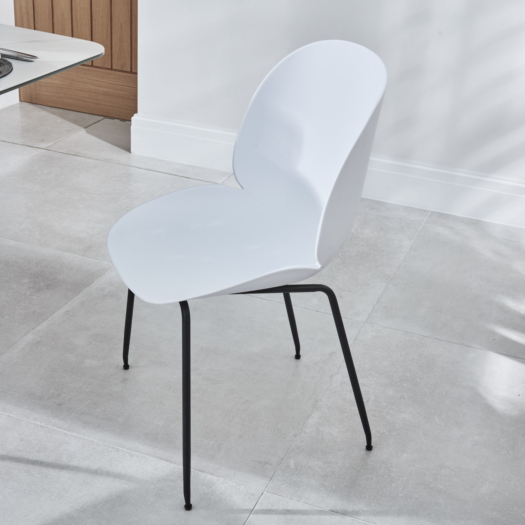 (Set of 2) Casper White Minimalistic Plastic Dining Chairs