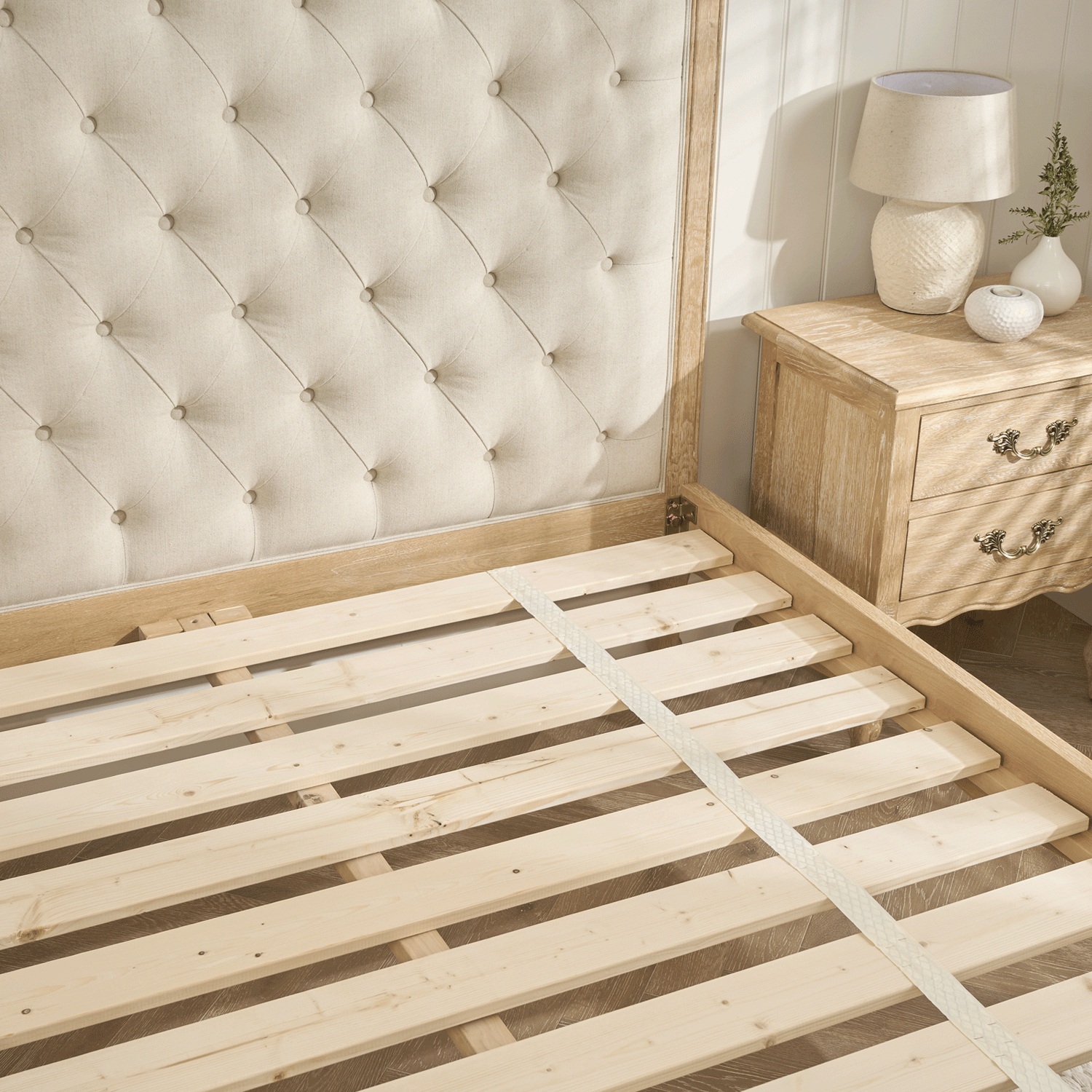 Eléa French Limed Oak Upholstered Button Back Low Foot Board Bed - King Size - Image 10