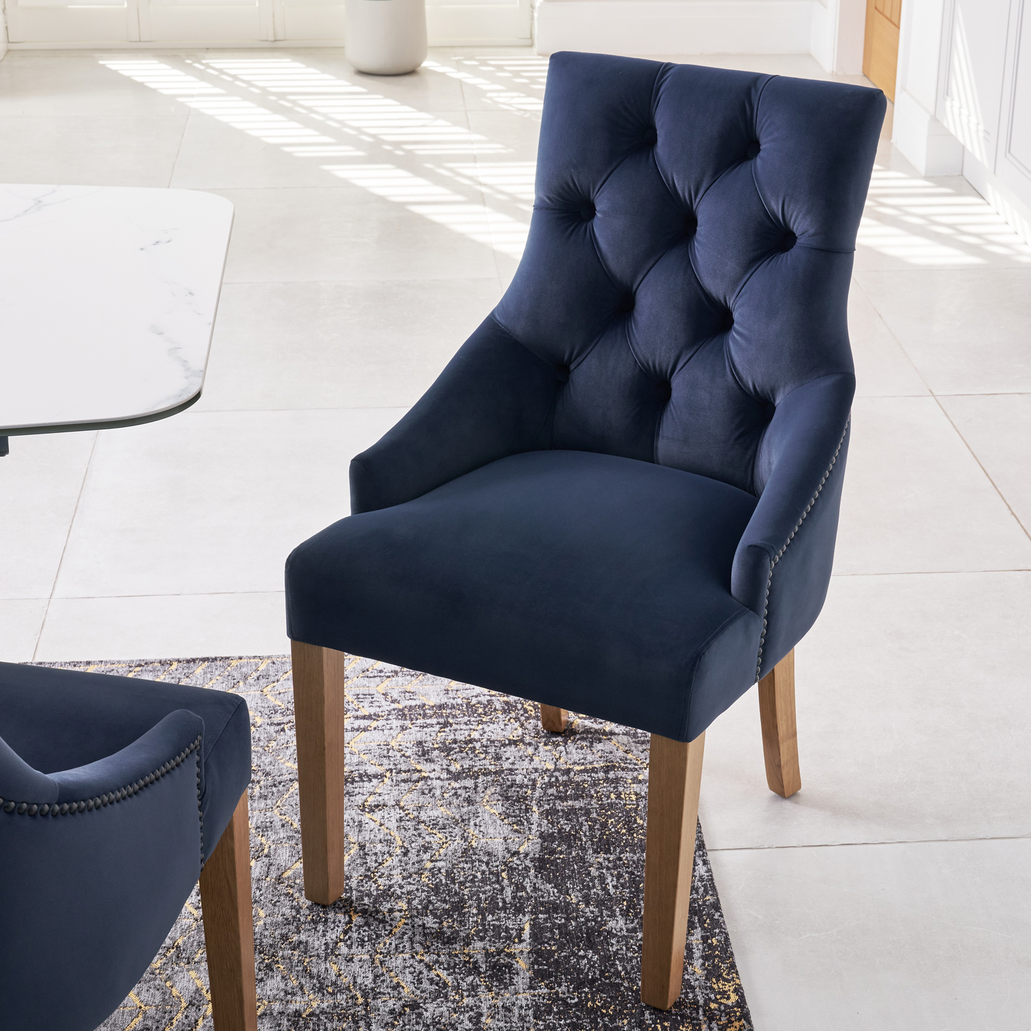 New Chelsea Dark Blue Brushed Velvet Scoop Back Dining Chair – Oak Legs