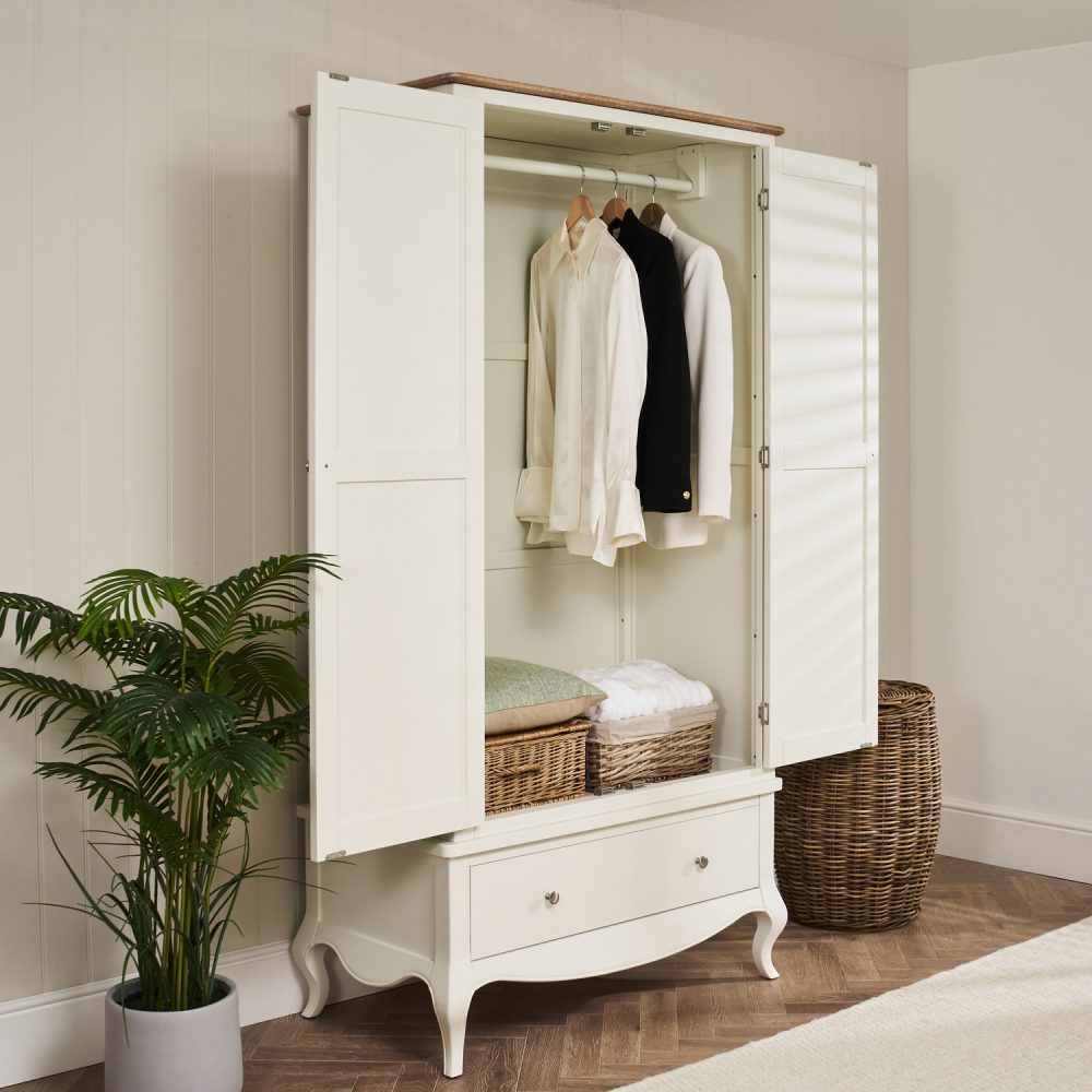 Lille French Chalk White Double Wardrobe - Image 4